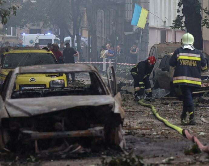 russian-air-attack-on-ukraine’s-lviv-kills-seven-people