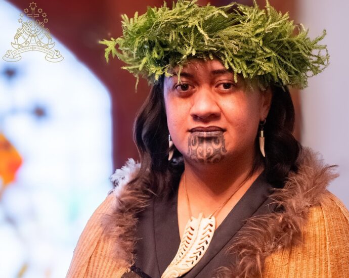 maori-in-new-zealand-anoint-a-new-queen