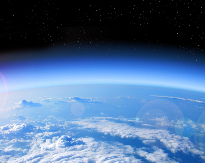 scientists-find-a-human-“fingerprint”-in-the-upper-troposphere’s-increasing-ozone