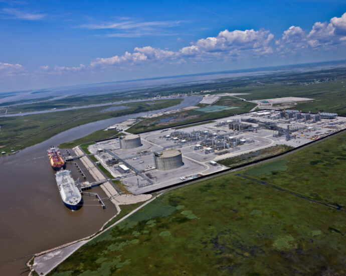 massive-cp2-lng-export-facility-faces-new-legal-hurdle-over-ferc-approval