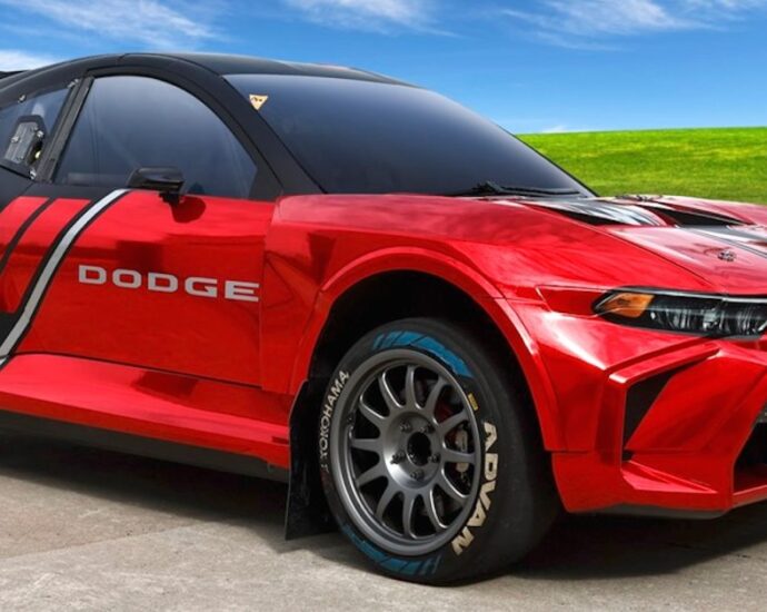 1,070-hp,-awd-electric-dodge-hornet-r/t-goes-from-0-60-in-14-sec.-(!)