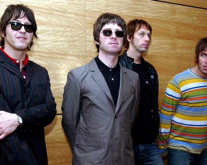 ticketmaster’s-pricing-for-oasis-tickets-is-under-investigation-in-the-uk