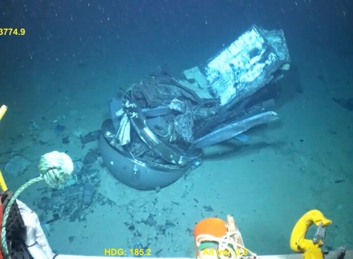 titan-submersible’s-scientific-director-says-the-sub-malfunctioned-just-prior-to-the-titanic-dive