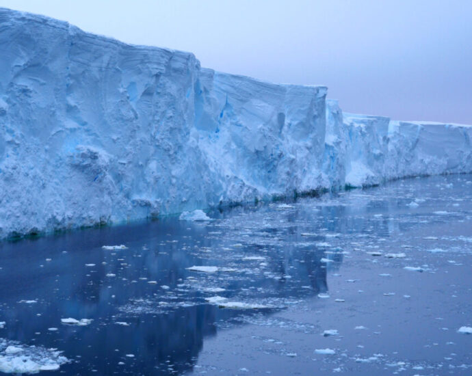 ‘grim-outlook’-for-thwaites-glacier