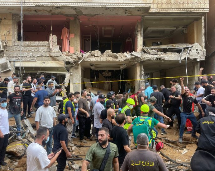 israel-strikes-beirut-suburb-in-latest-attack-in-lebanon