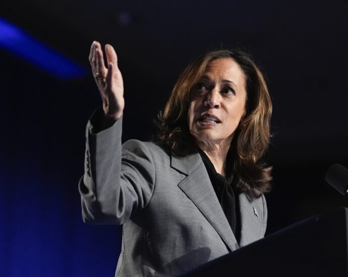 harris-says-strict-abortion-laws-lead-to-‘predictable’-suffering-for-women