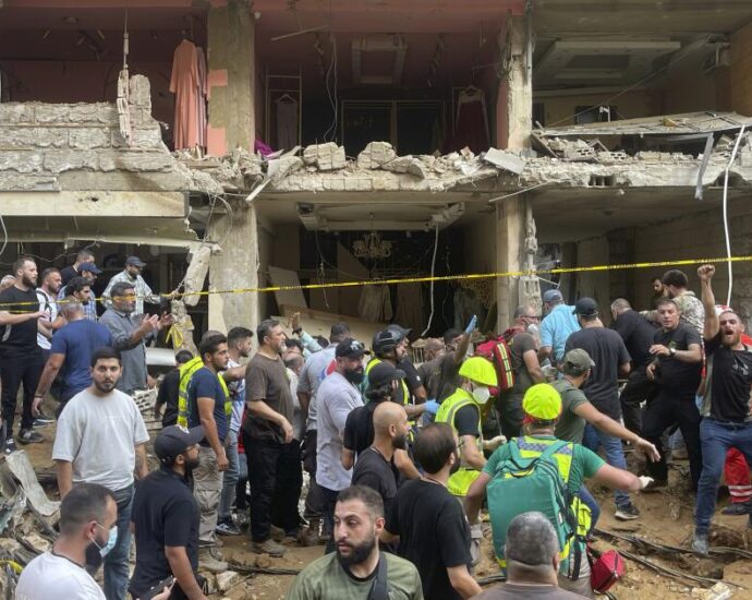 israel-strikes-beirut-suburb-as-conflict-with-hezbollah-in-lebanon-intensifies