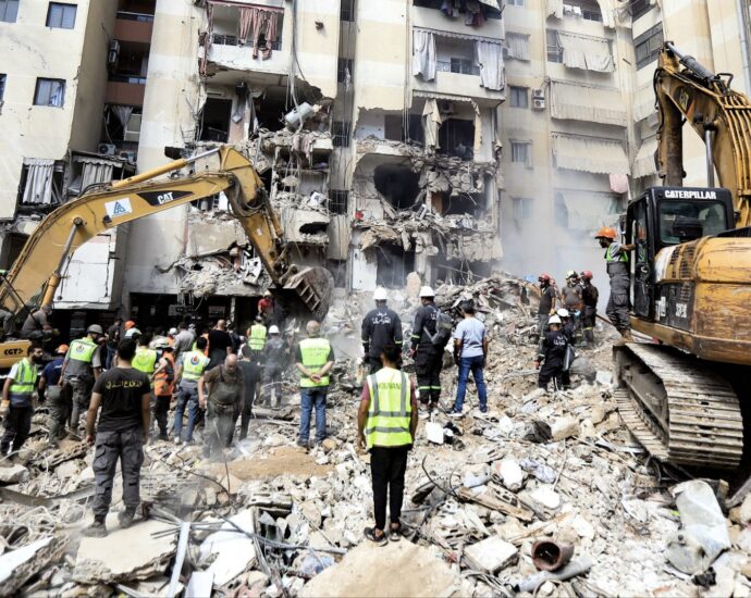 at-least-38-killed-in-israeli-strike-on-suburb-in-lebanon’s-beirut