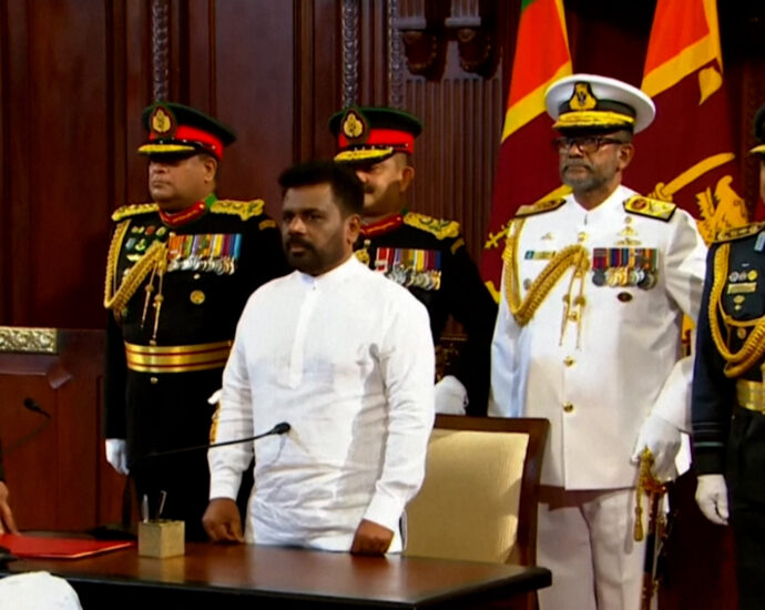 marxist-leaning-dissanayake-sworn-in-as-sri-lanka-president