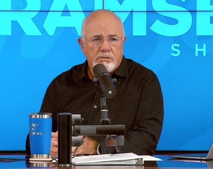 Dave Ramsey Tells 29-Year-Old $1M In Debt And Spending Like She’s In Congress: ‘I’m Getting Ready To Destroy Your Life As You Know It’