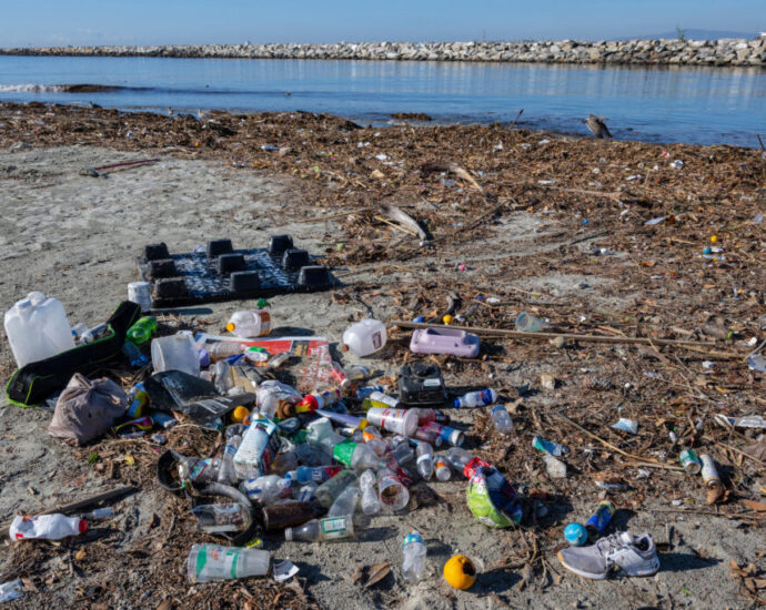 alleging-decades-of-lies,-california-sues-exxonmobil-over-plastic-pollution-crisis