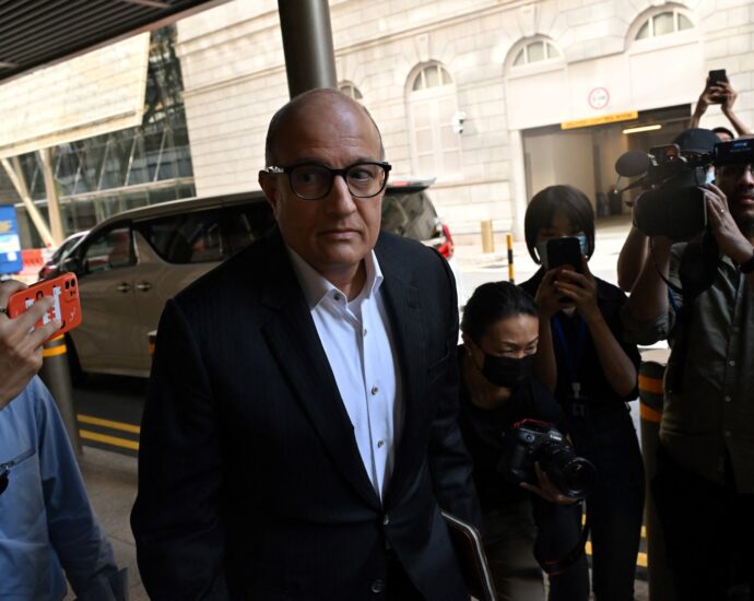 singapore-ex-transport-minister-iswaran-pleads-guilty-in-graft-trial