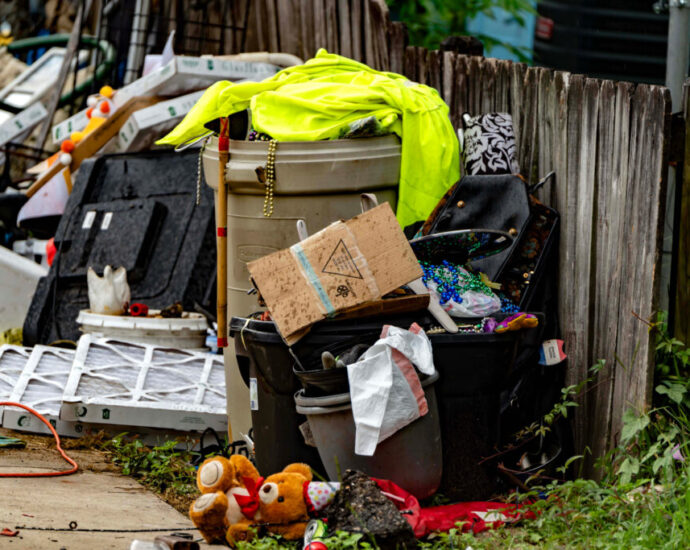 in-alabama,-a-small-town’s-trash-policy-has-left-black-moms-and-disabled-residents-criminally-charged-over-unpaid-garbage-fees