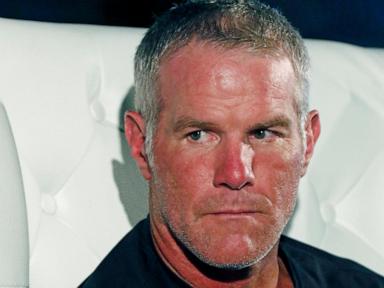 retired-nfl-quarterback-brett-favre-says-he-has-parkinson’s-disease