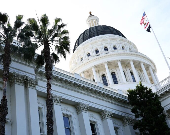 Fighting Staff Shortages With Scholarships, California Bill Aims To Boost Mental Health Courts