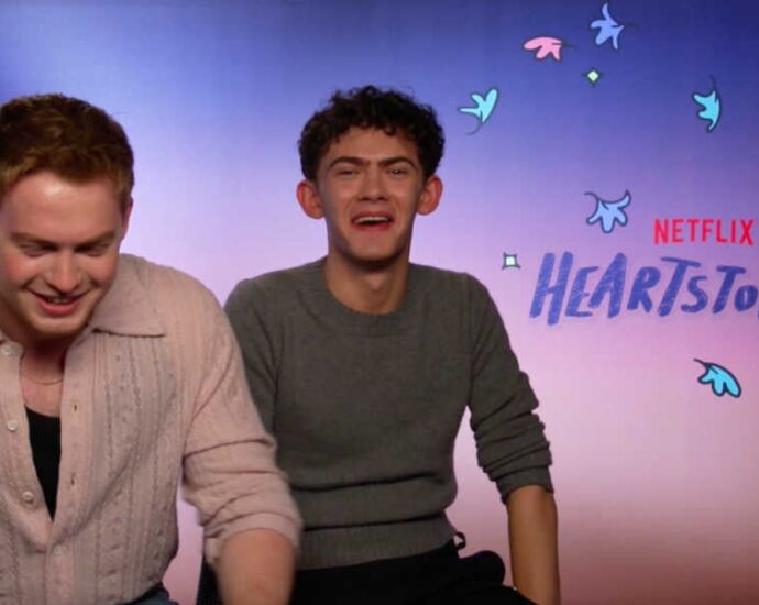 interview:-‘heartstopper’-season-3-stars-kit-connor-and-joe-locke-on-sex-scenes-and-surprises