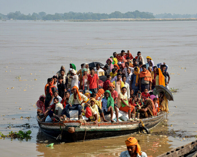 dozens-of-children-drown-during-hindu-festival-in-india