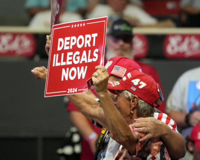 how-one-pollster-turned-public-disengagement-into-‘strong-support’-for-deportation