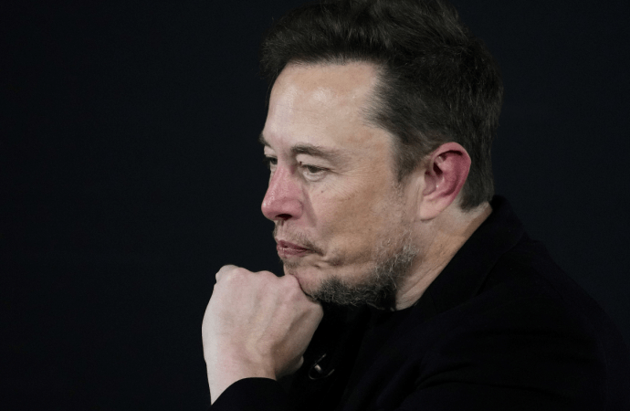 musk-faces-$1.9-million-fine-to-end-x-ban-in-brazil