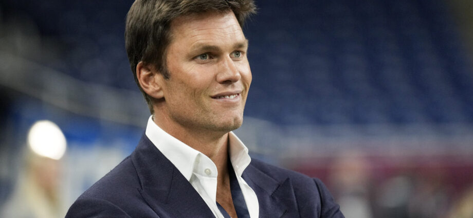 tom-brady-to-put-his-watch-collection-up-for-sale-at-sotheby’s