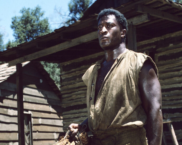 john-amos,-veteran-actor-of-‘roots’-and-‘good-times’-fame,-dies-at-84