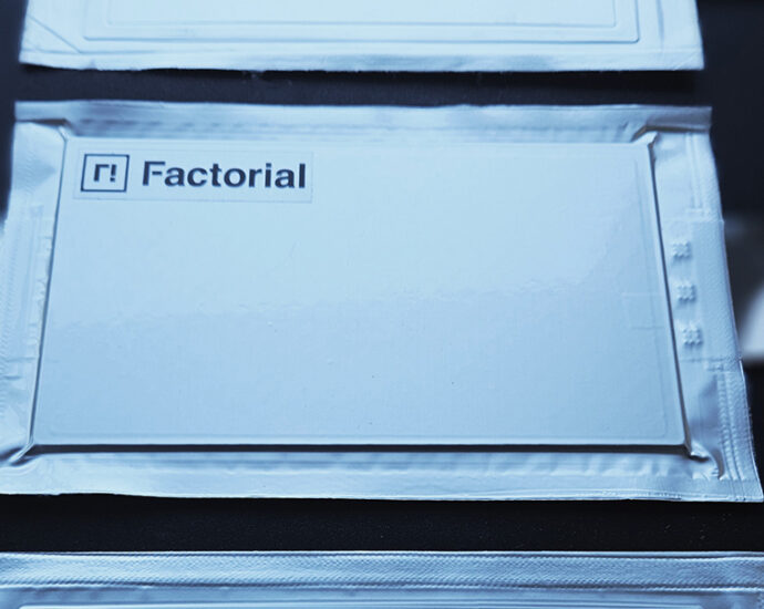 factorial-develops-solstice-solid-state-battery-with-customer-mercedes-benz