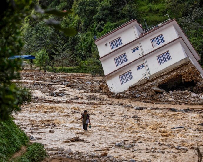 more-than-200-killed:-what-caused-the-devastating-floods-in-nepal?