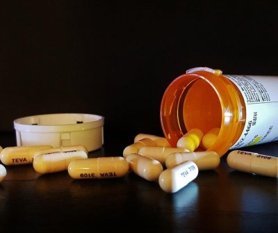 cdc-warns-against-potentially-counterfeit-meds-sold-by-online-pharmacies