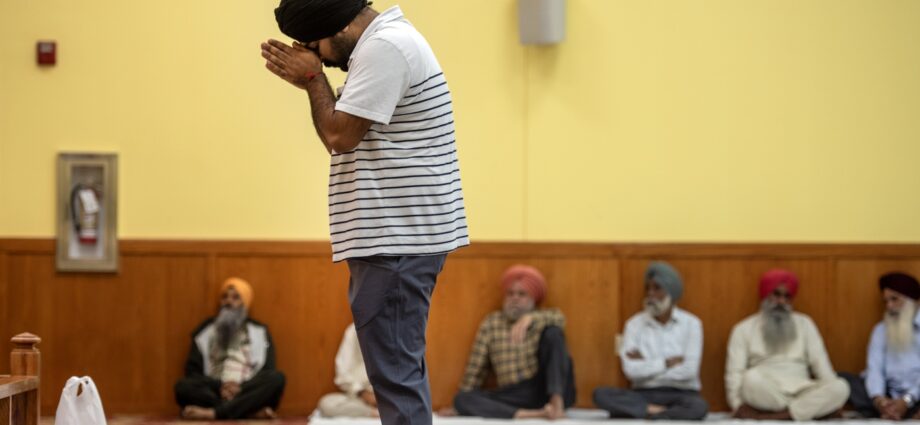 we-visited-a-sikh-temple-that-sits-at-the-intersection-of-multiple-election-issues