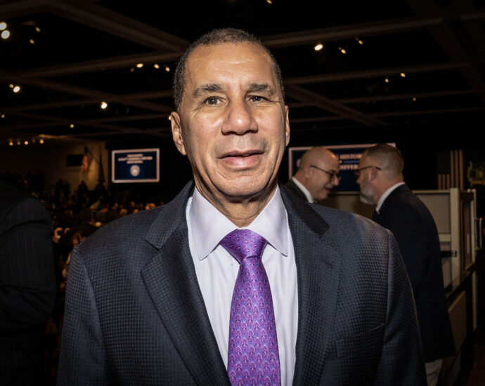 former-new-york-gov.-paterson-and-stepson-attacked-in-manhattan-while-on-walk