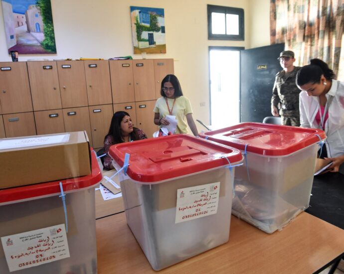 tunisia-polls-open-with-president-kais-saied-set-for-re-election