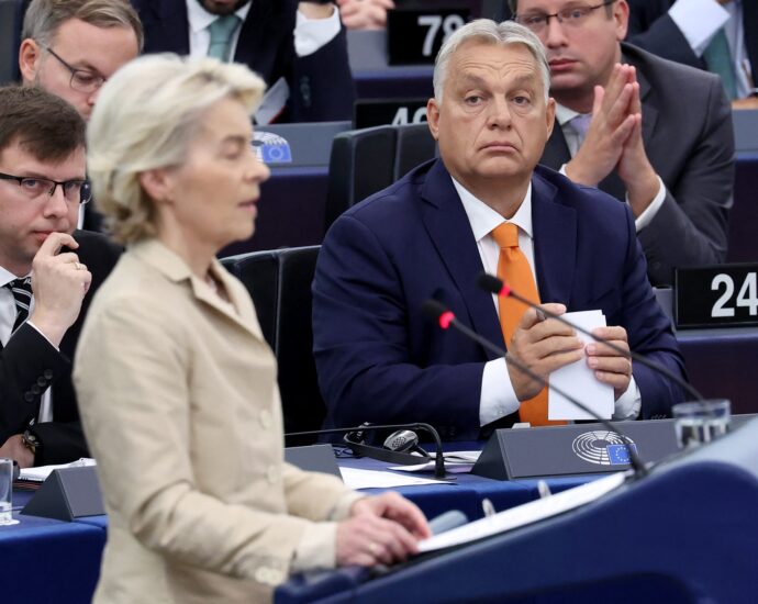 eu-officials-blast-hungary’s-orban-over-ukraine-stance,-democratic-decline