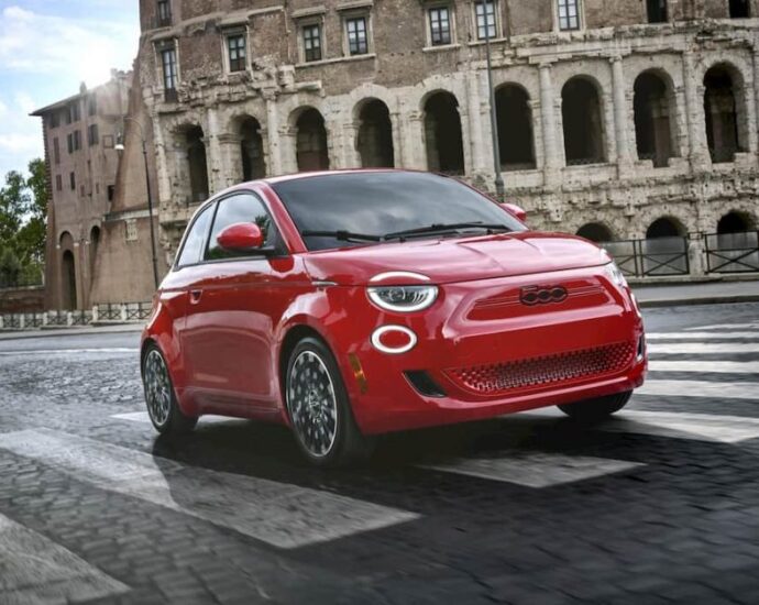 fiat-500e-and-subaru-solterra-now-cost-less-than-$300/month-to-lease