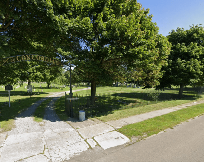 volunteers-at-concordia-cemetery-use-technology-to-unearth-buffalo-history