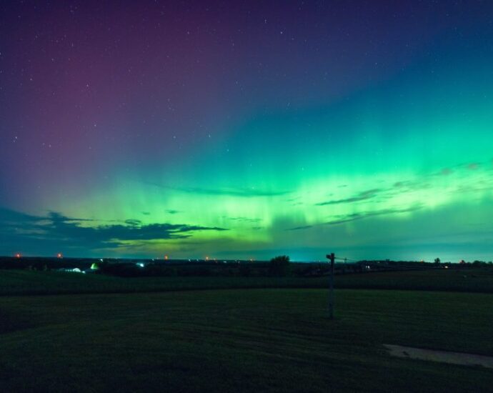 will-we-see-northern-lights,-power-grid-impacts-amid-‘severe’-geomagnetic-storm?