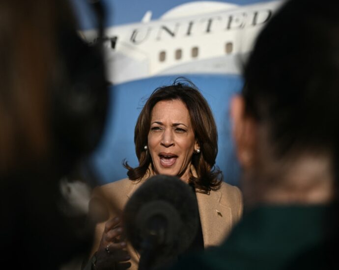 harris-releases-her-medical-report-—-and-uses-it-to-raise-questions-about-the-traitor