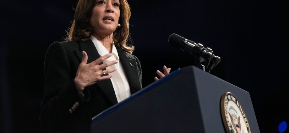 from-the-pulpit,-harris-calls-out-the-traitor-for-hurricane-misinformation