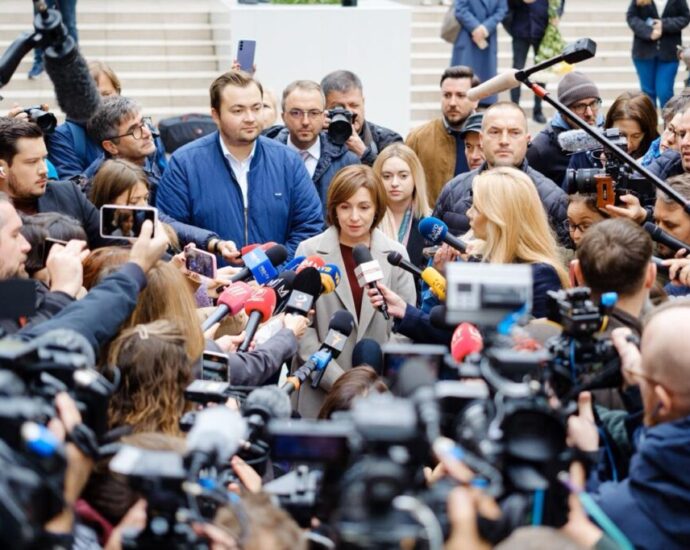 sandu-claims-300,000-votes-bought-in-“fraud-of-unprecedented-scale”-at-first-round-of-moldova’s-presidential-election