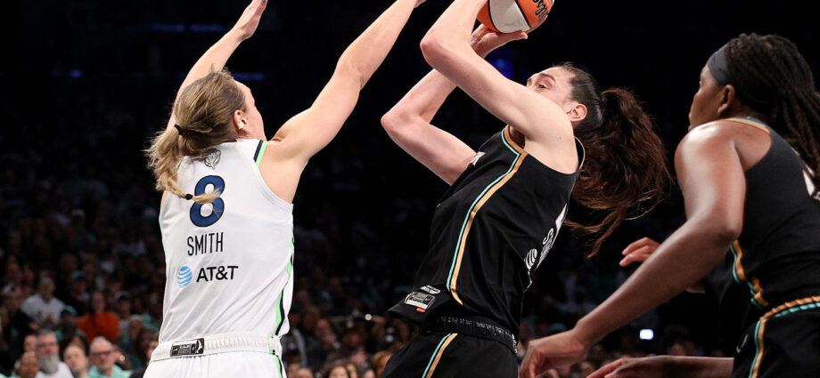 minnesota-lynx-coach-says-wnba-championship-‘stolen’-by-foul-call-in-new-york-liberty-game