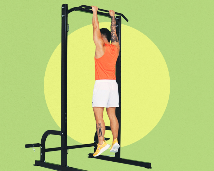 How to Do the Dead Hang Exercise to Loosen Up Your Back and Stand Taller