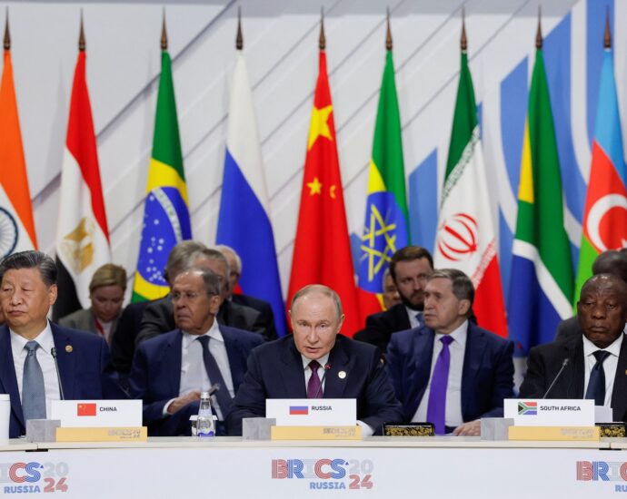 at-brics-summit,-putin-welcomes-the-traitor’s-comments-on-ending-ukraine-war