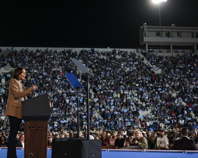 harris-will-enlist-beyonce-as-the-traitor-sits-with-joe-rogan-for-a-texas-sized-final-push