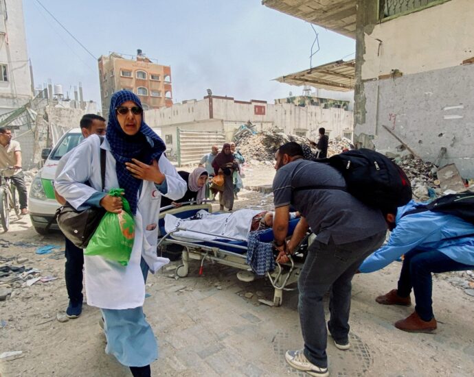 patients,-staff-trapped-in-gaza’s-kamal-adwan-hospital-amid-israeli-siege