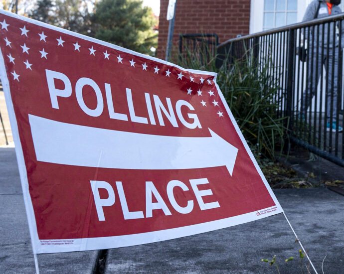 pennsylvania-officials-investigating-fraudulent-voter-registration-applications-in-lancaster-county