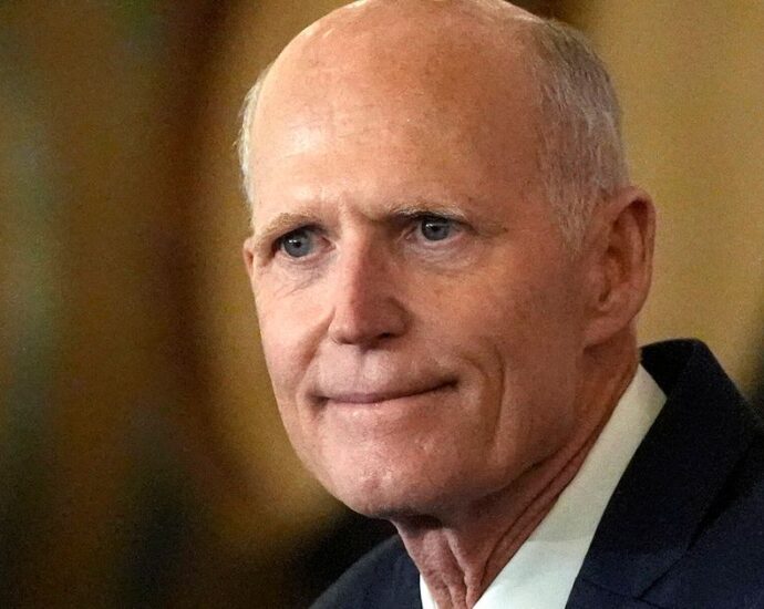 florida-democrat-blasts-republican-sen.-rick-scott-over-state’s-home-insurance-crisis