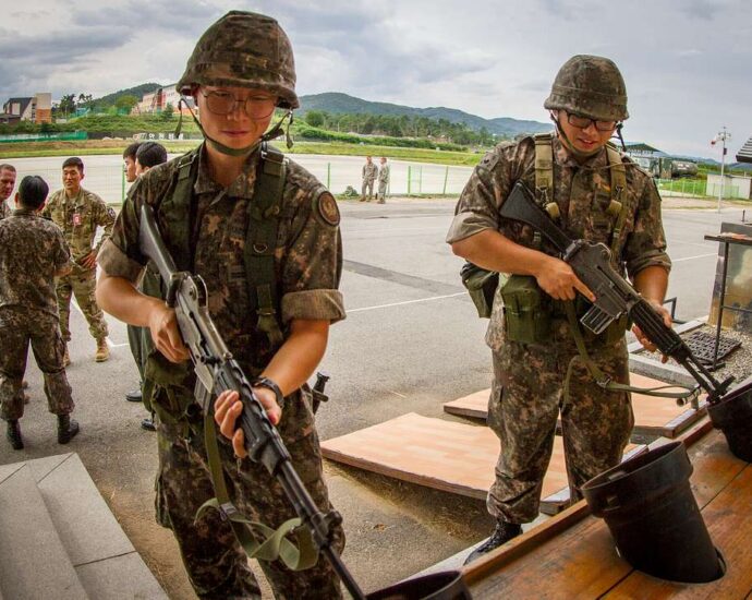 south-korea-plans-to-send-monitoring-team-to-ukraine-amid-north-korean-troop-presence