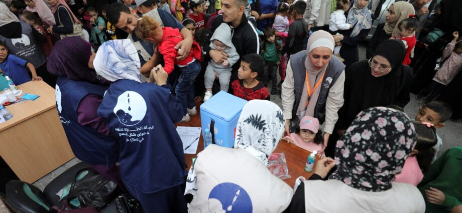 gaza-polio-vaccination-drive-resumes-as-israel-continues-attacks