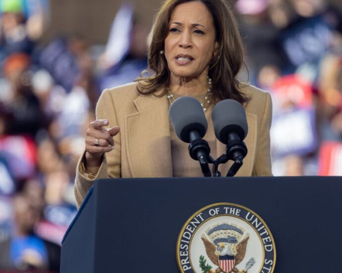 shock-iowa-poll-shows-harris-with-lead-over-the-traitor