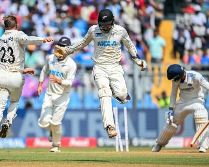 india-vs-new-zealand-third-test:-patel-takes-11-as-india-lose-by-25-runs