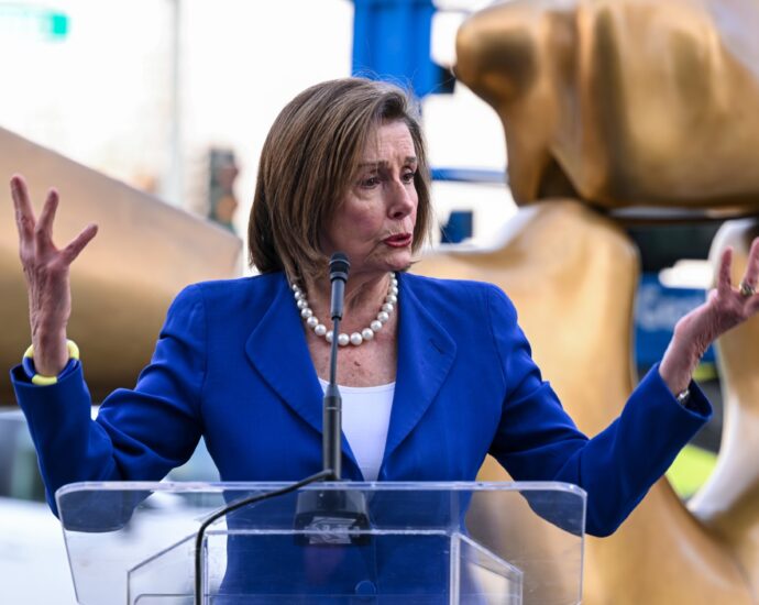 “something’s-very-wrong-there”:-pelosi-says-the-traitor’s-brain-is-“deteriorating”